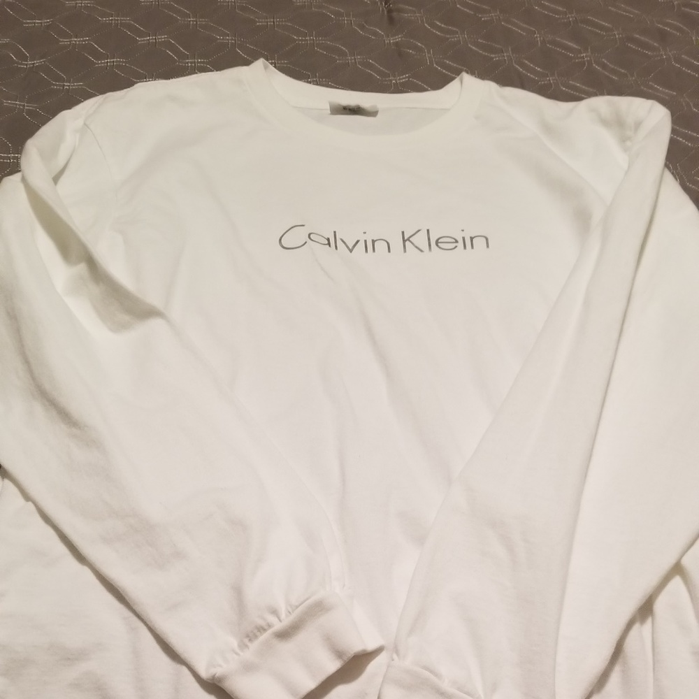 Calvin Klein Slong Sleeve Shirt Size L